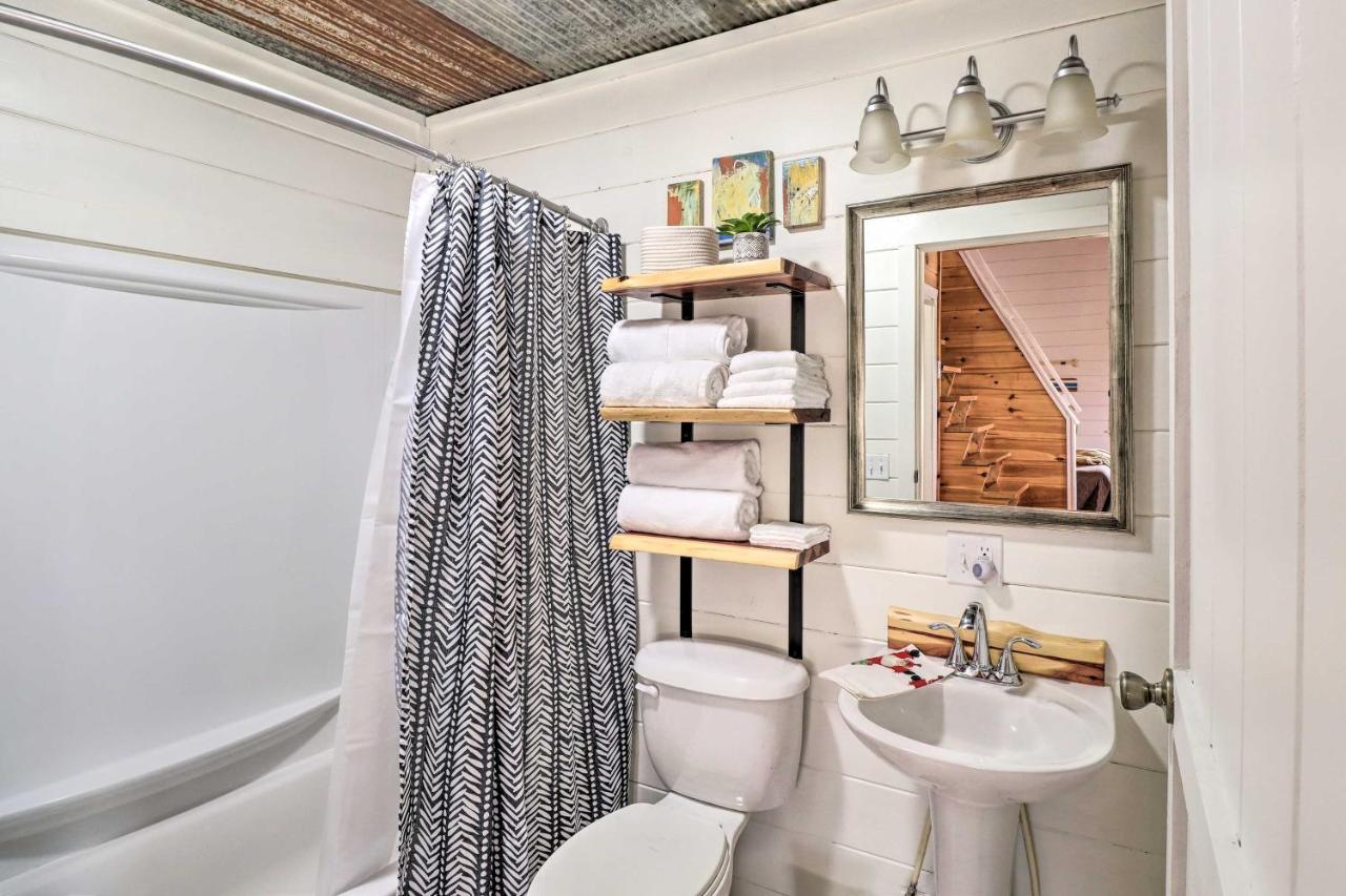 Cheery Pet-Friendly Studio With Shared Fire Pit Mountain View Eksteriør bilde