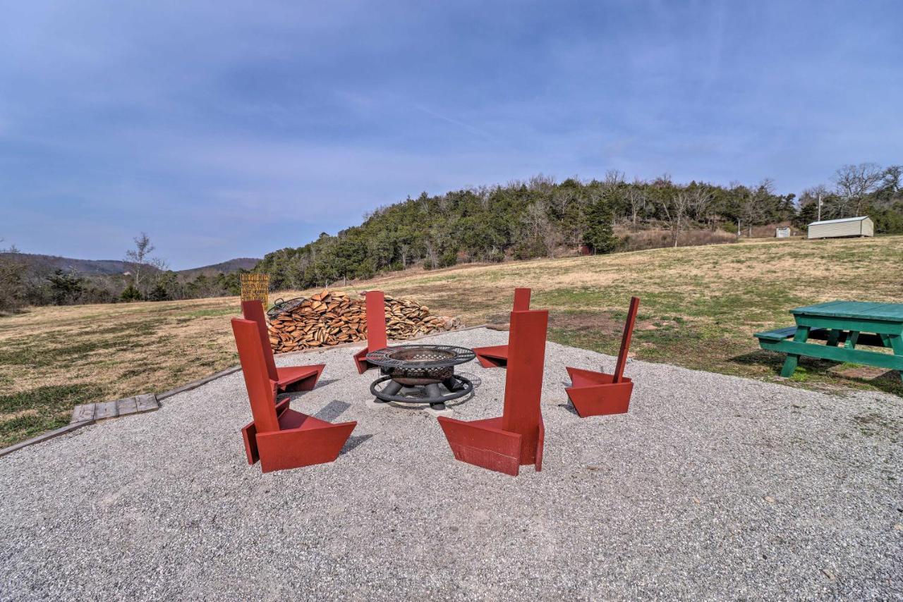 Cheery Pet-Friendly Studio With Shared Fire Pit Mountain View Eksteriør bilde